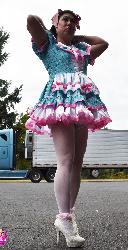 Krissy4U Transvestite Sissy