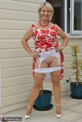 SugarBabe-Michelles Nylons SugarBabe-Michelles Nylons